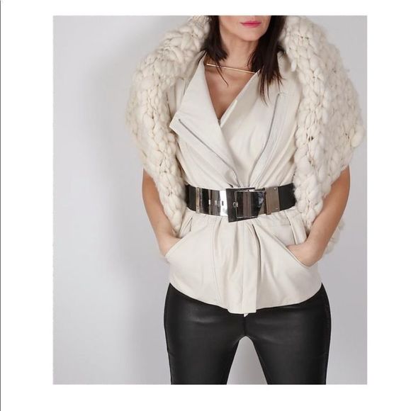 Vince White Lamb LeatherĀ SleevelessāVest - Picture 2 of 8